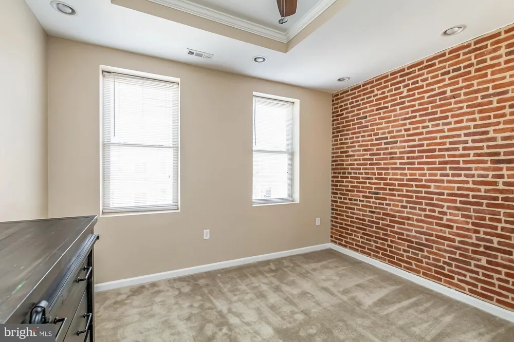 1 S EAST AVENUE Baltimore, MD 21224