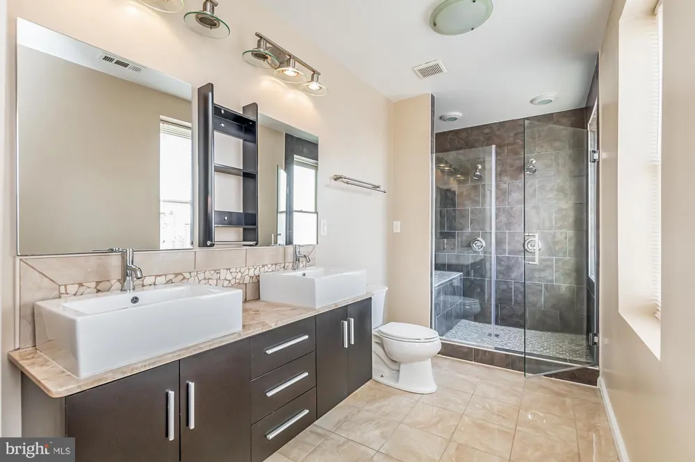 1 S EAST AVENUE Baltimore, MD 21224