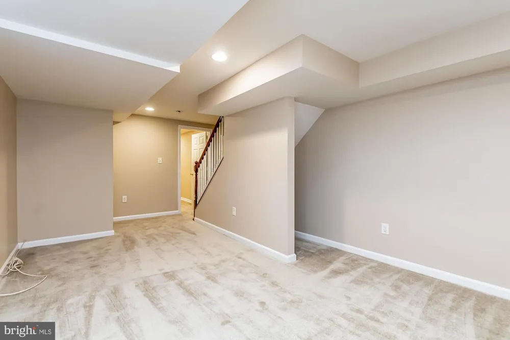 1 S EAST AVENUE Baltimore, MD 21224