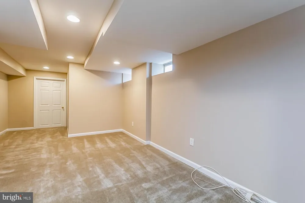 1 S EAST AVENUE Baltimore, MD 21224