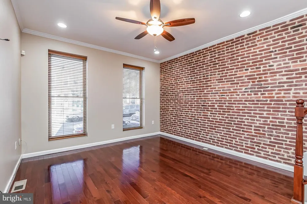 1 S EAST AVENUE Baltimore, MD 21224