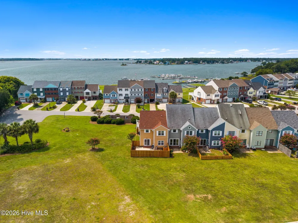 501 E Bay Drive Sneads Ferry, NC 28460