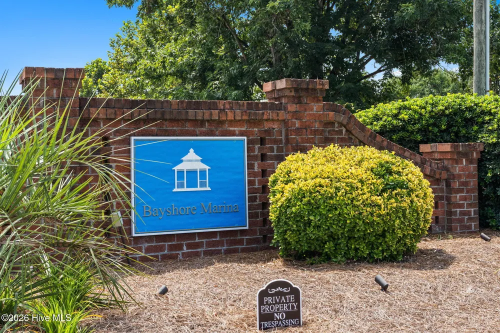 501 E Bay Drive Sneads Ferry, NC 28460