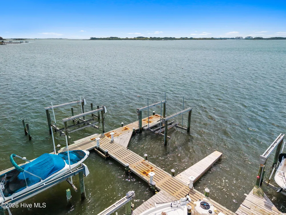 501 E Bay Drive Sneads Ferry, NC 28460