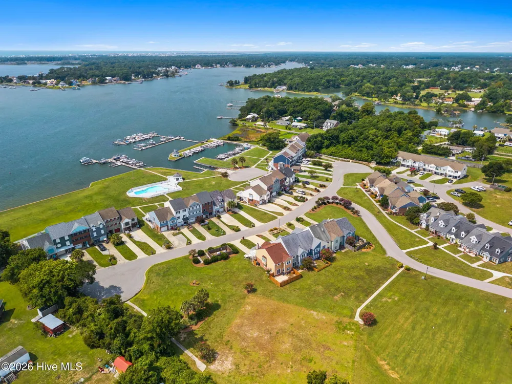 501 E Bay Drive Sneads Ferry, NC 28460