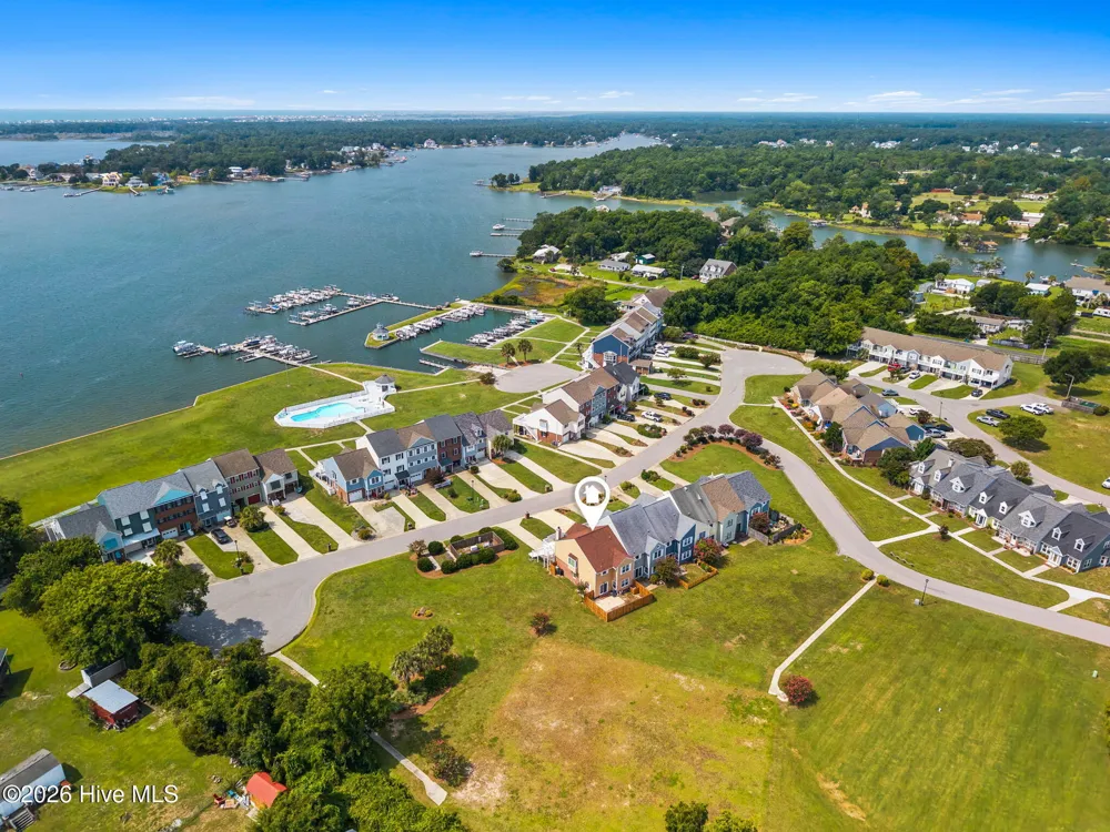 501 E Bay Drive Sneads Ferry, NC 28460