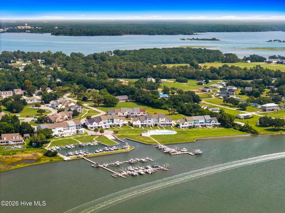 501 E Bay Drive Sneads Ferry, NC 28460