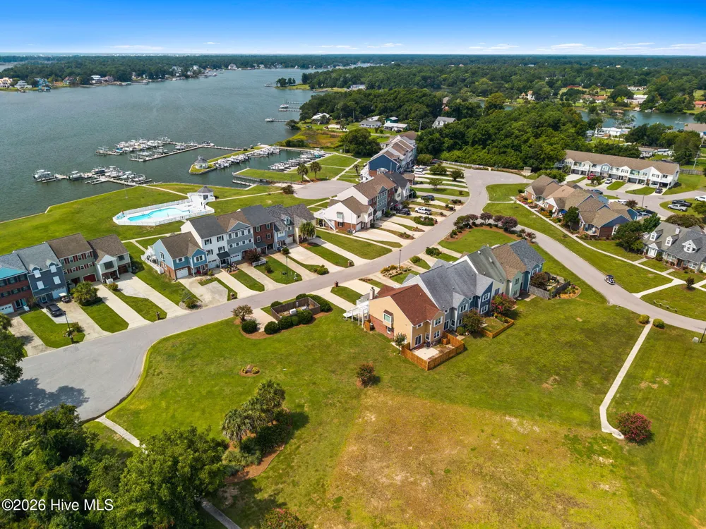 501 E Bay Drive Sneads Ferry, NC 28460