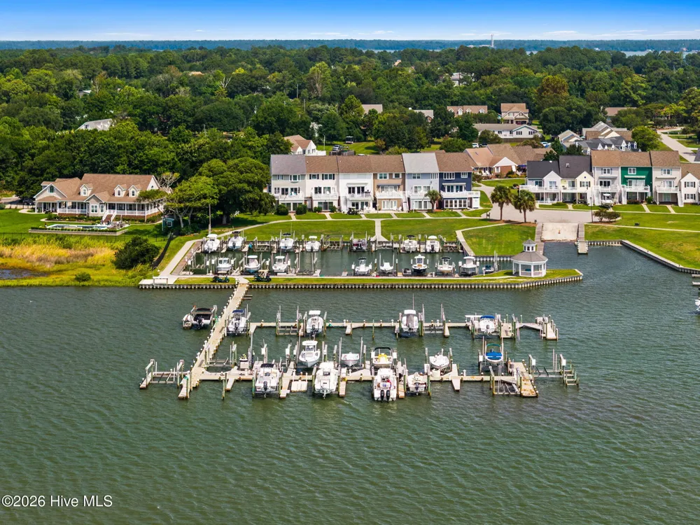 501 E Bay Drive Sneads Ferry, NC 28460