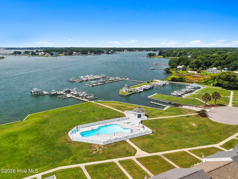 501 E Bay Drive Sneads Ferry, NC 28460