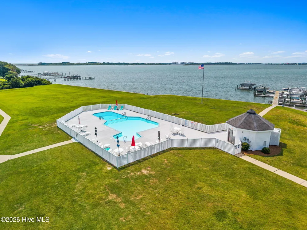 501 E Bay Drive Sneads Ferry, NC 28460