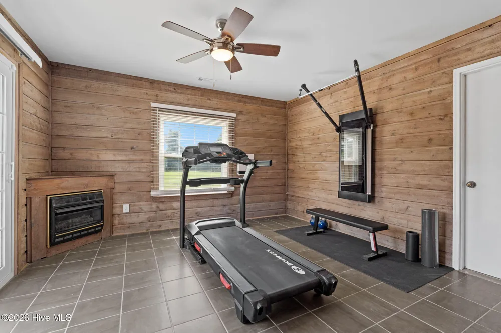 501 E Bay Drive Sneads Ferry, NC 28460