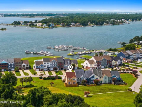 501 E Bay Drive