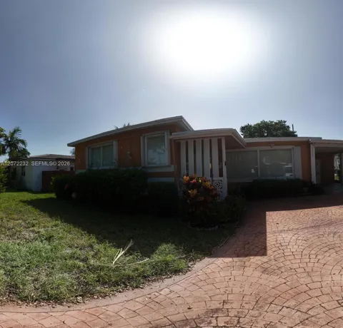 12140 NE Miami Ct
