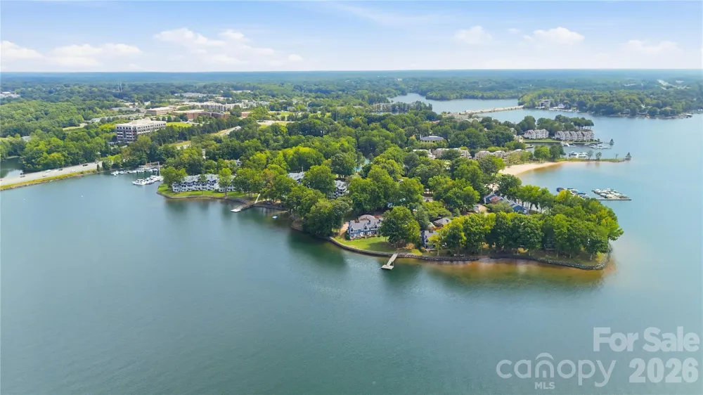 932 Southwest Drive Davidson, NC 28036