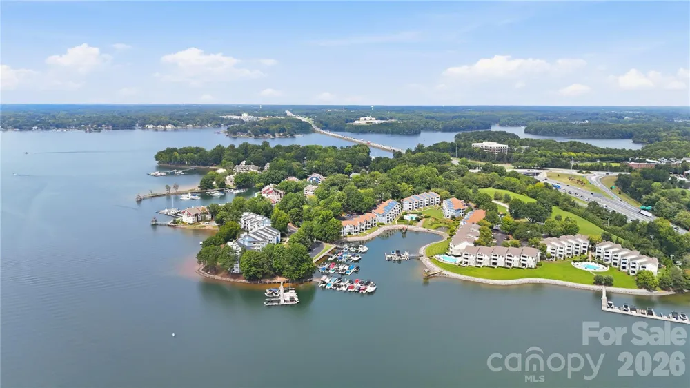 932 Southwest Drive Davidson, NC 28036