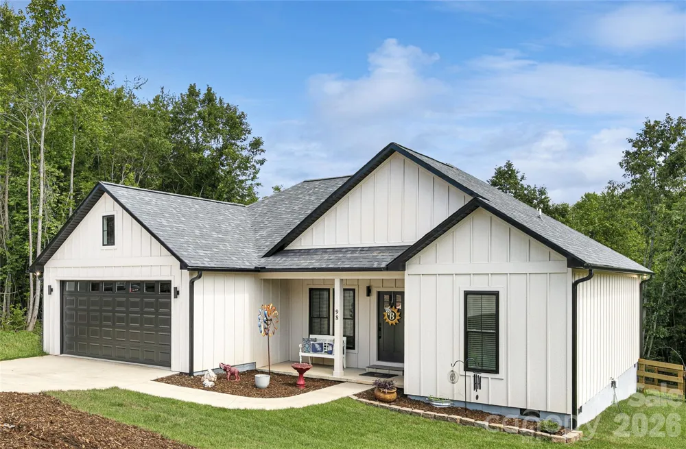 98 Lexxi Lane Tryon, NC 28782