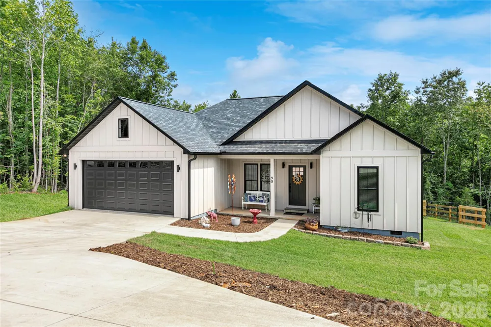 98 Lexxi Lane Tryon, NC 28782