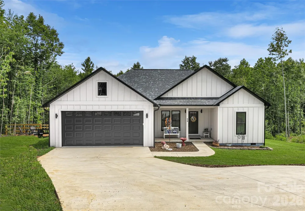98 Lexxi Lane Tryon, NC 28782