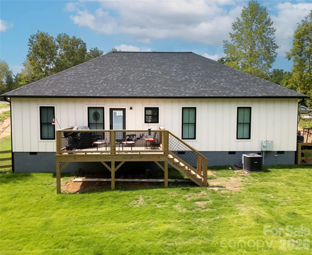 98 Lexxi Lane Tryon, NC 28782