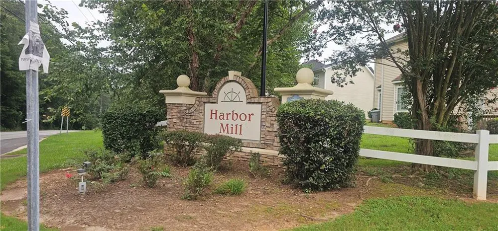 5690 Mill View Way Lithonia, GA 30038