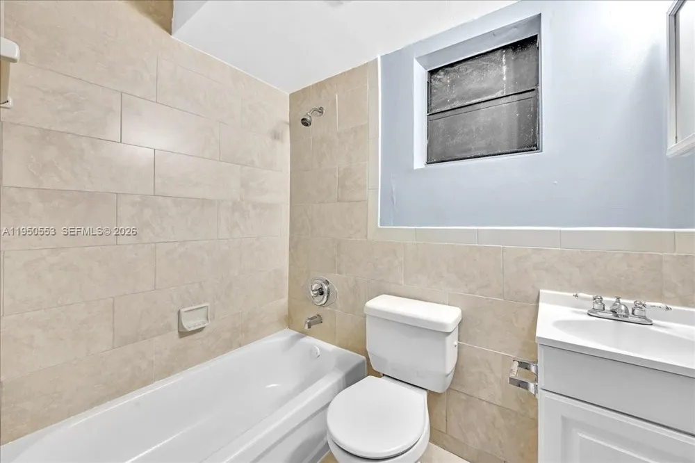 365 NW 8th St #202 Miami, FL 33136