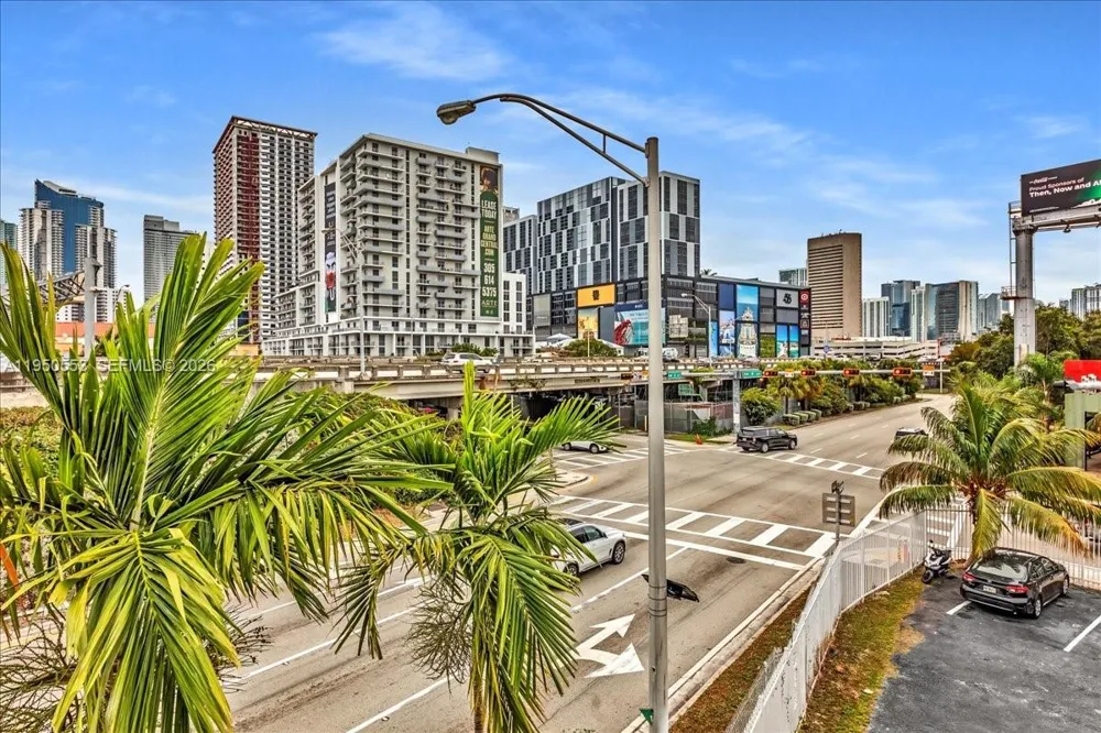 365 NW 8th St #202 Miami, FL 33136