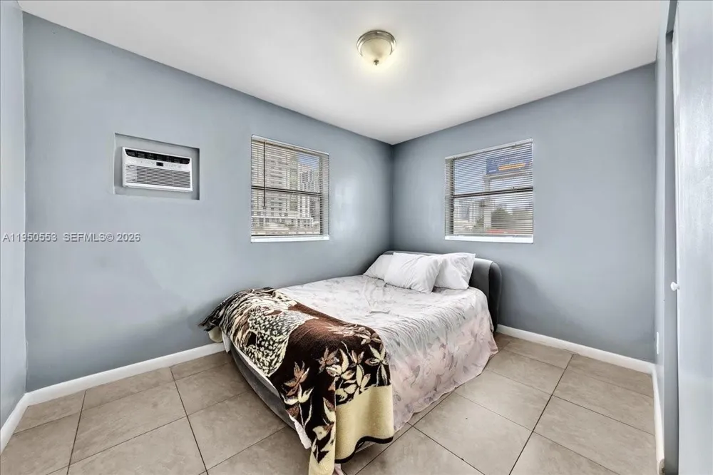 365 NW 8th St #202 Miami, FL 33136