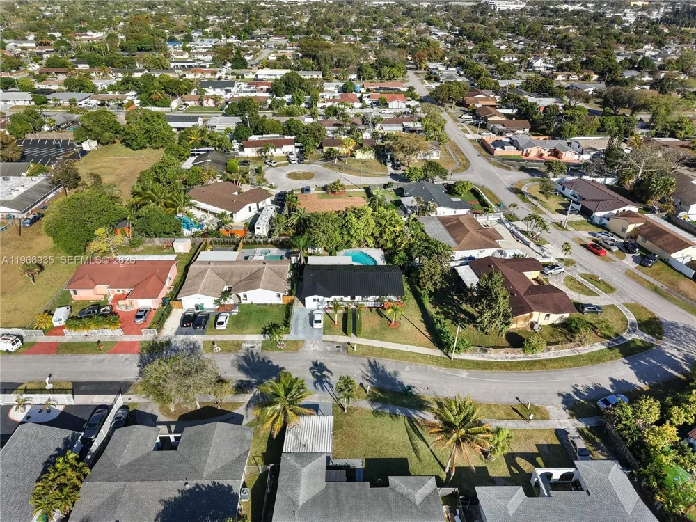 16323 SW 103rd Pl Miami, FL 33157