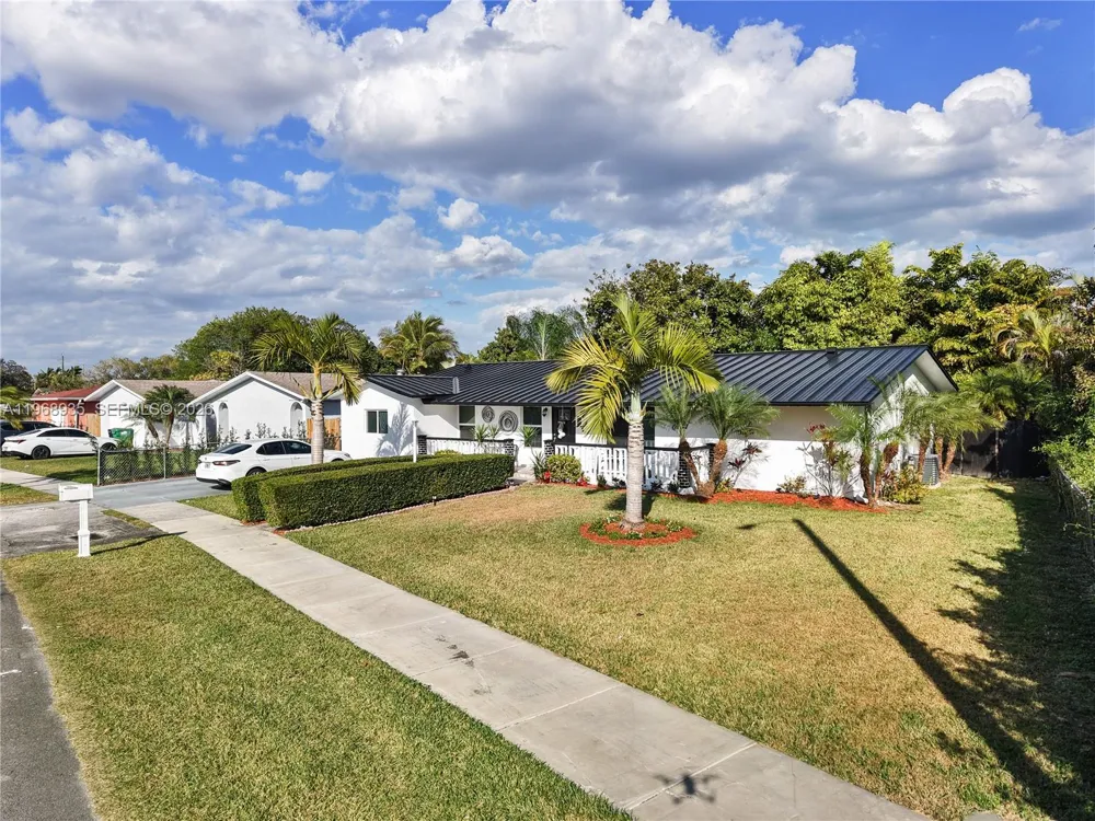 16323 SW 103rd Pl Miami, FL 33157