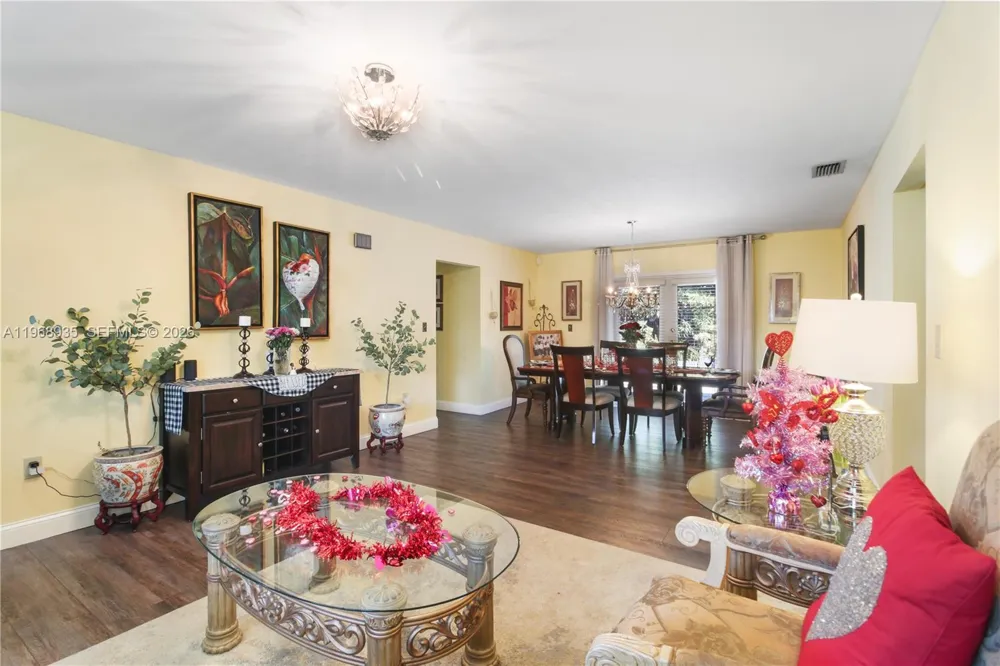 16323 SW 103rd Pl Miami, FL 33157