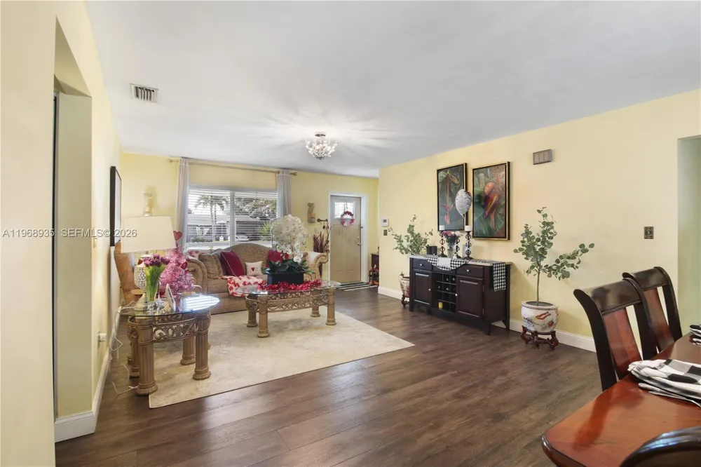16323 SW 103rd Pl Miami, FL 33157