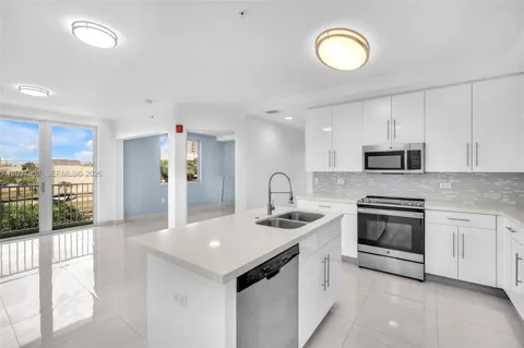 2651 NE 212th Ter #301