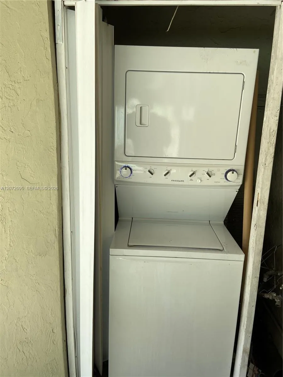 6404 SW 23rd St #1 Miramar, FL 33023