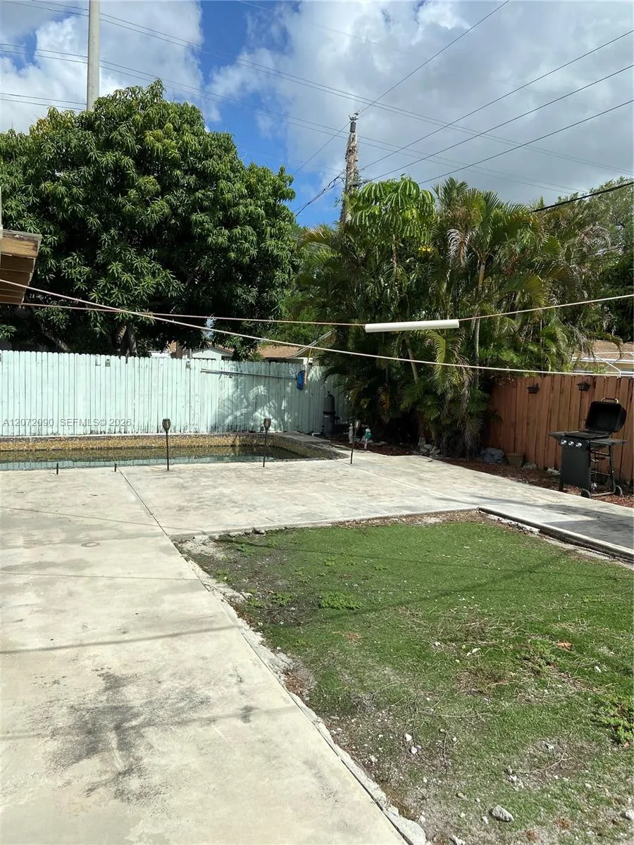 6404 SW 23rd St #1 Miramar, FL 33023