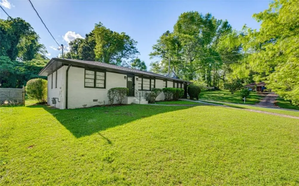 3305 Flowers Drive College Park, GA 30337