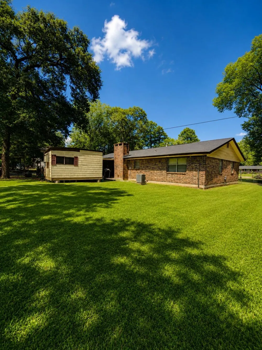 1610 Lilac Avenue Lufkin, TX 75901