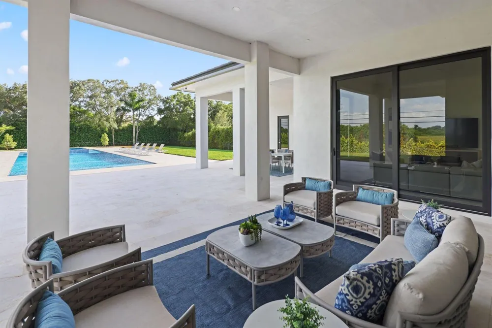 13600 PINE MEADOW COURT Davie, FL 33325