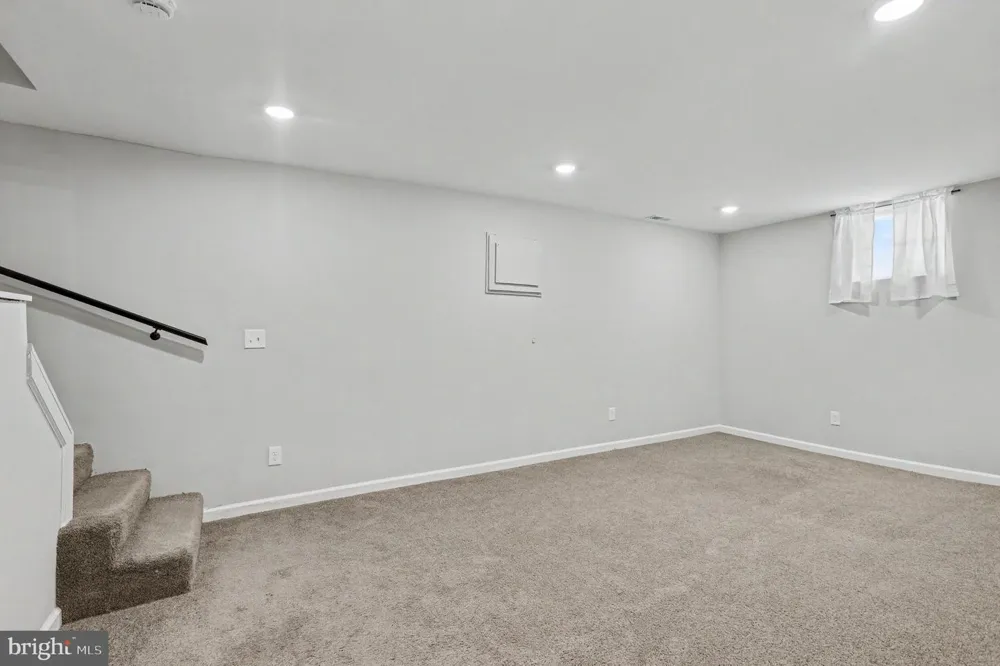 3818 FERNHILL AVENUE Baltimore, MD 21215
