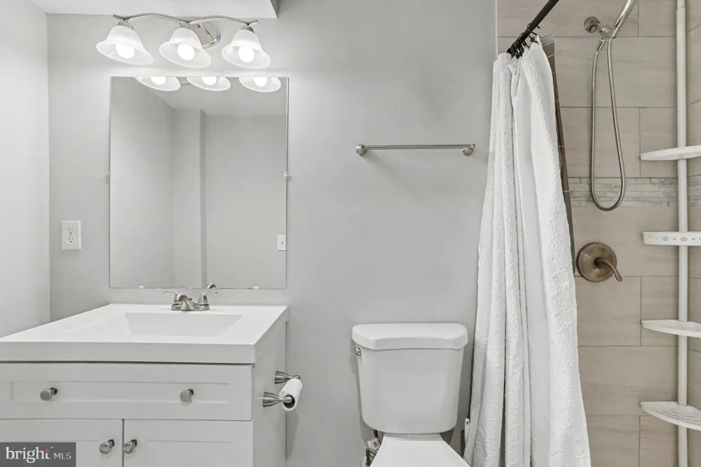 3818 FERNHILL AVENUE Baltimore, MD 21215