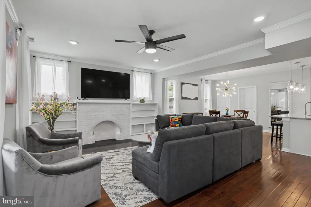 3818 FERNHILL AVENUE Baltimore, MD 21215