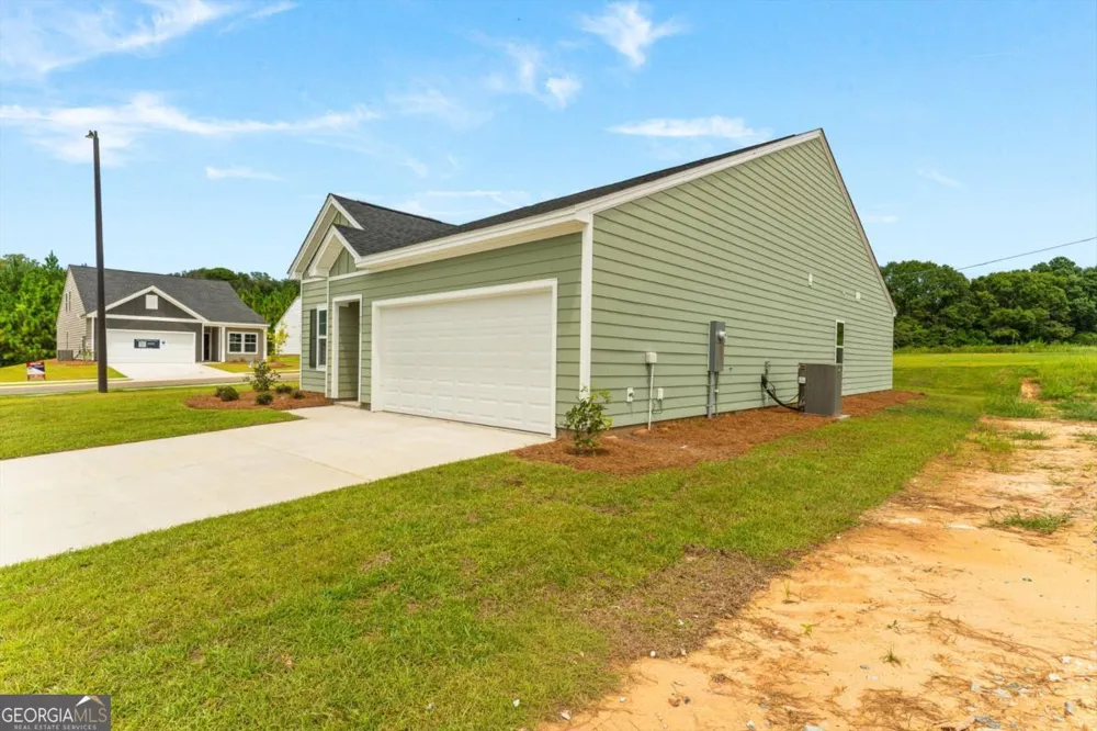 701 Riverton LN Statesboro, GA 30461