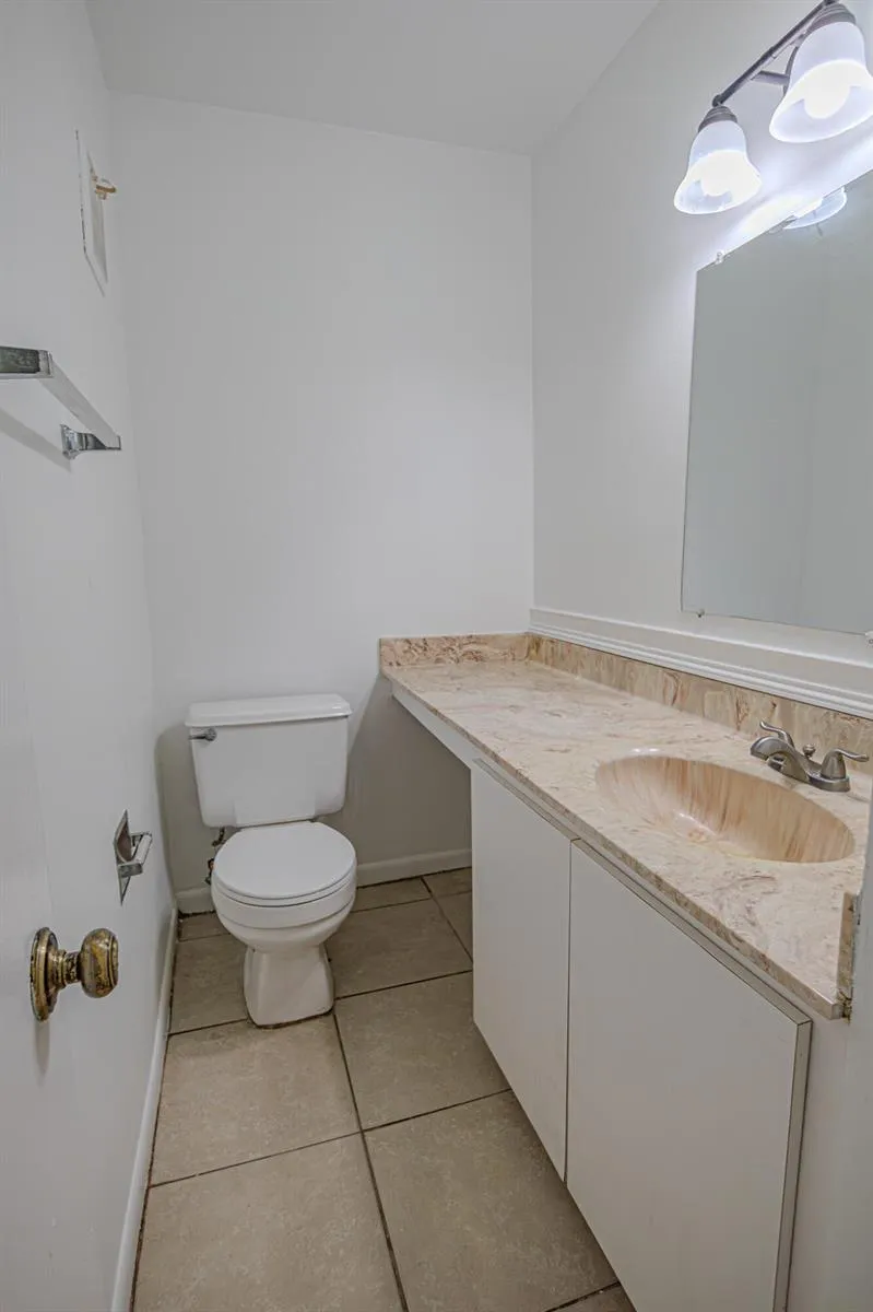 7 CROSSINGS CIRCLE #C Boynton Beach, FL 33435