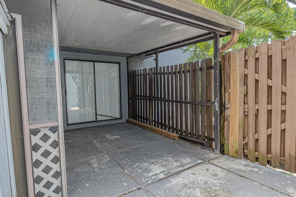 7 CROSSINGS CIRCLE #C Boynton Beach, FL 33435