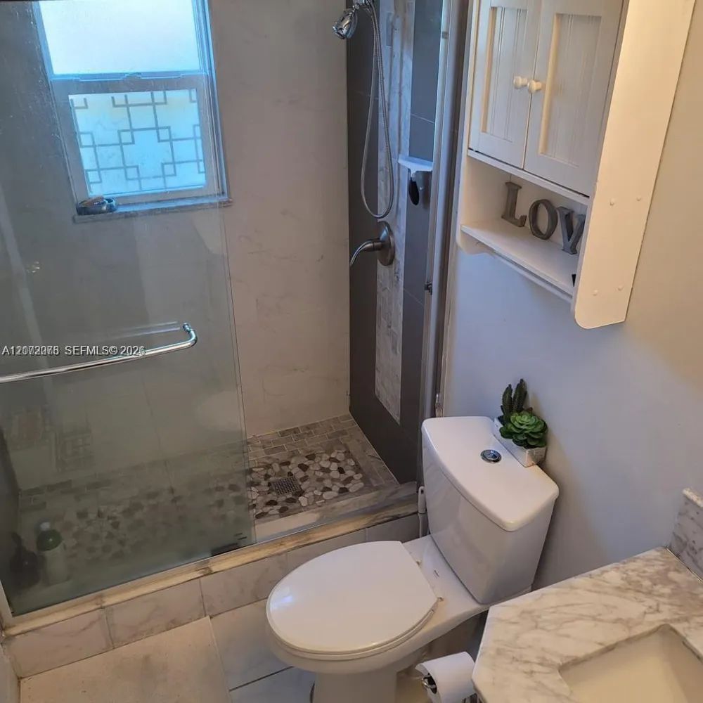 9335 NW 45th St #9335 Sunrise, FL 33351