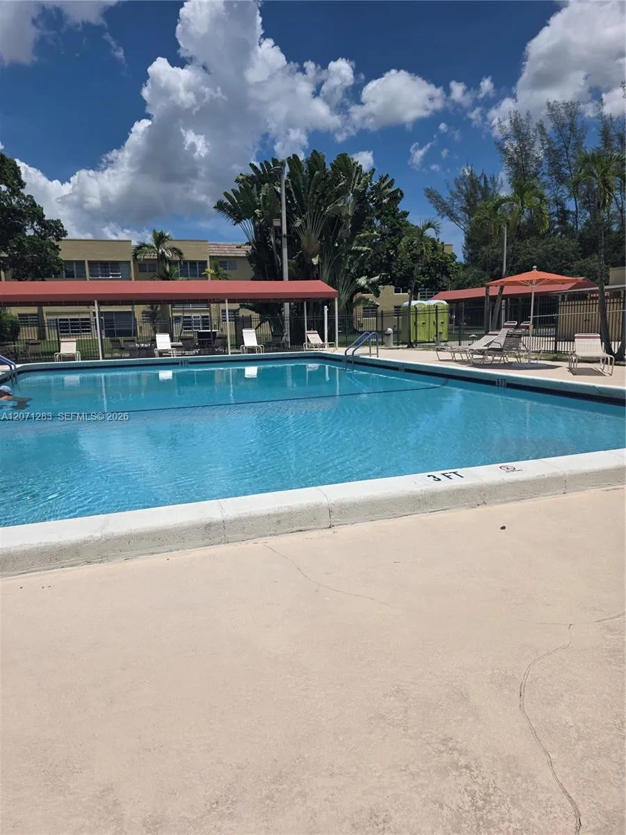 5830 NW 64th Ave #101 Tamarac, FL 33319