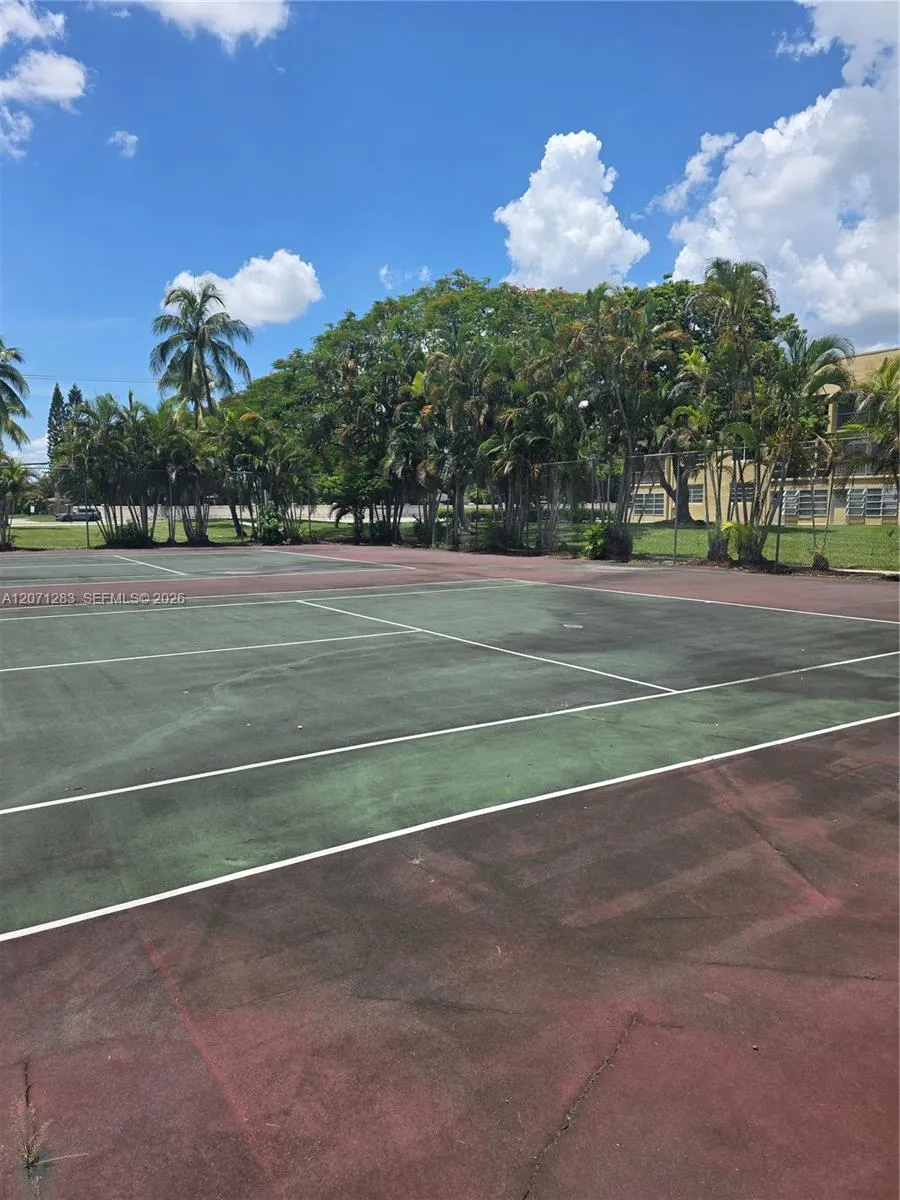 5830 NW 64th Ave #101 Tamarac, FL 33319