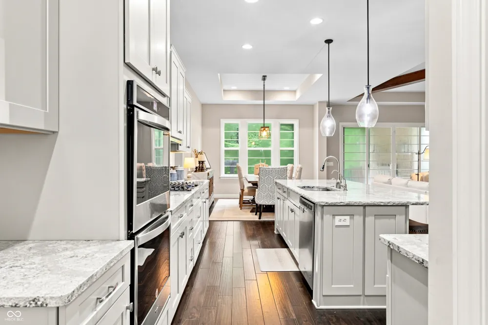 5059 Oak Ridge Trail Columbus, IN 47201