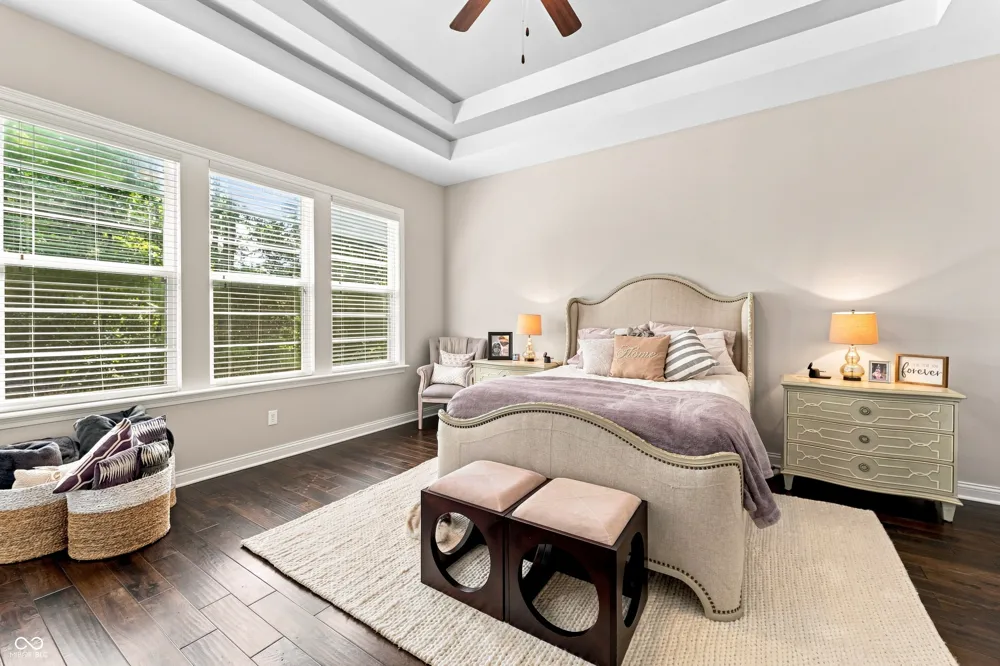 5059 Oak Ridge Trail Columbus, IN 47201