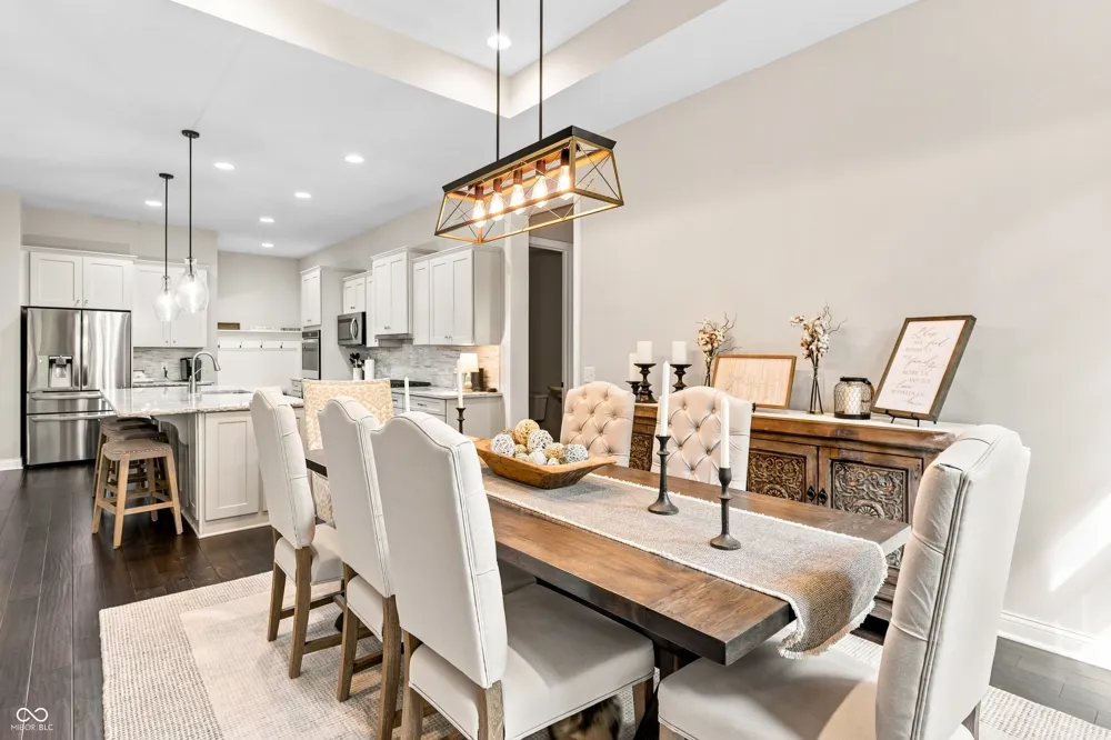5059 Oak Ridge Trail Columbus, IN 47201
